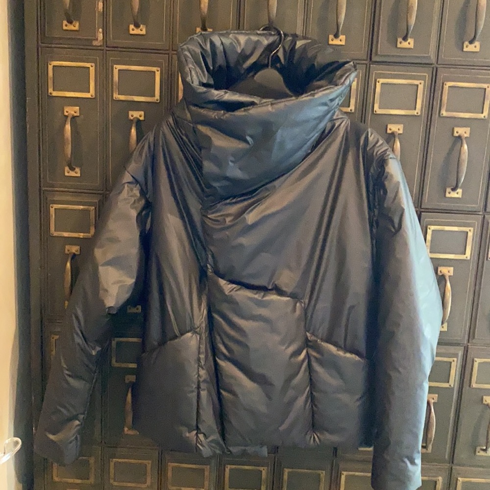 fishfash Puffer Coat - Picture 5 of 9